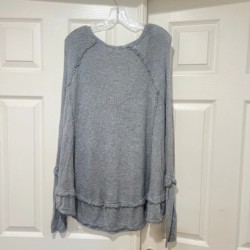 FREE PEOPLE- We the‎ Free Laguna gray Thermal Top sweater size medium